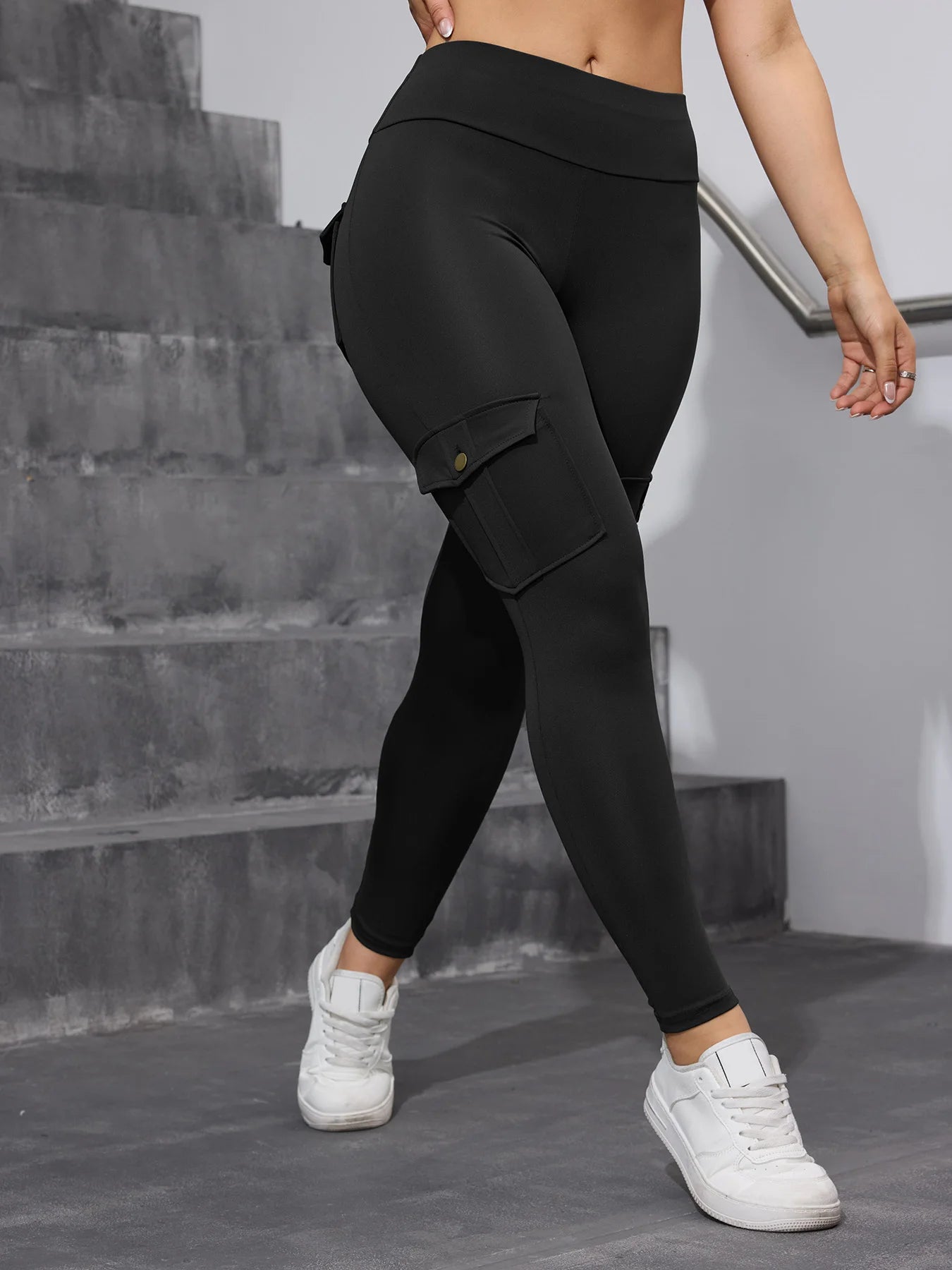 Women High-Waisted Tummy Control Yoga Leggings ,4 Button PocketsCargo Sports Pants For Workout, Running, Fitness