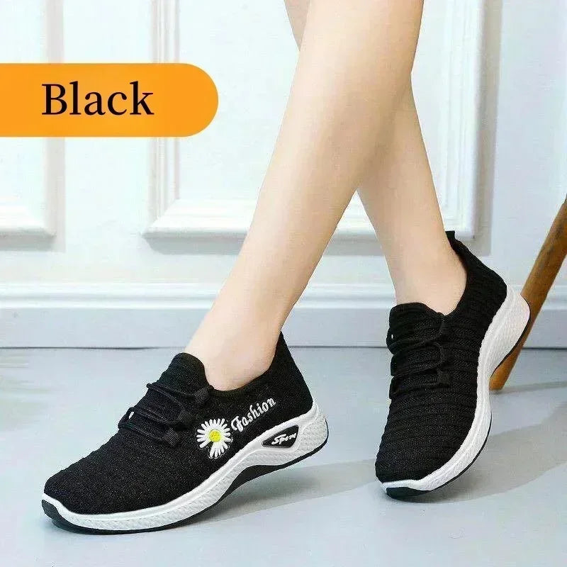Fashionable Sports Shoes for Women, Thick and Breathable Soft Soled Mesh, Lightweight Casual Shoes, Trendy Coconut Shoes