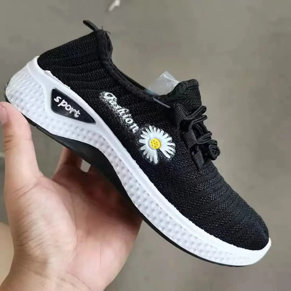 Fashionable Sports Shoes for Women, Thick and Breathable Soft Soled Mesh, Lightweight Casual Shoes, Trendy Coconut Shoes