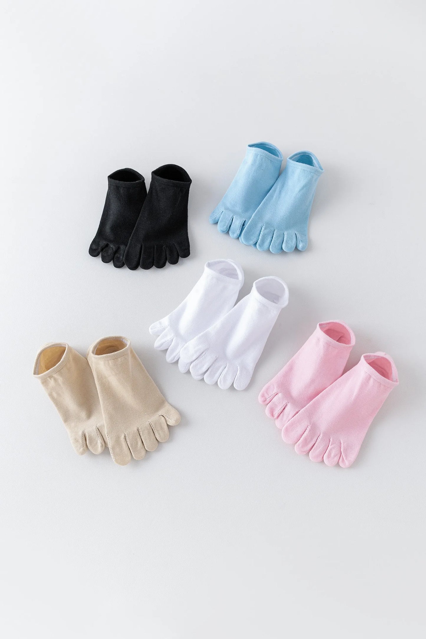5 pairs of yoga toe socks for women, suitable for Pilates, ballet, dance, and barefoot
