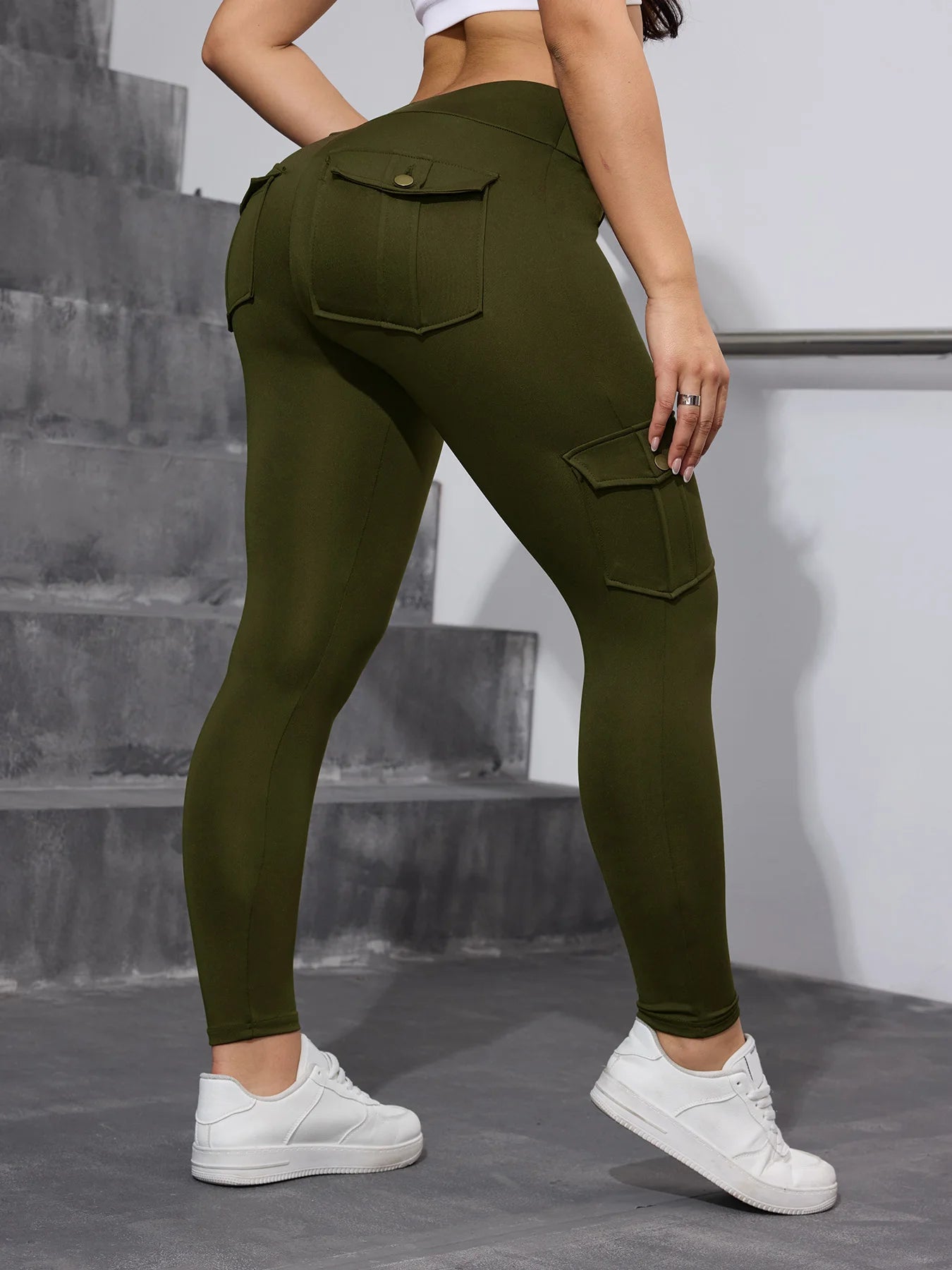 Women High-Waisted Tummy Control Yoga Leggings ,4 Button PocketsCargo Sports Pants For Workout, Running, Fitness