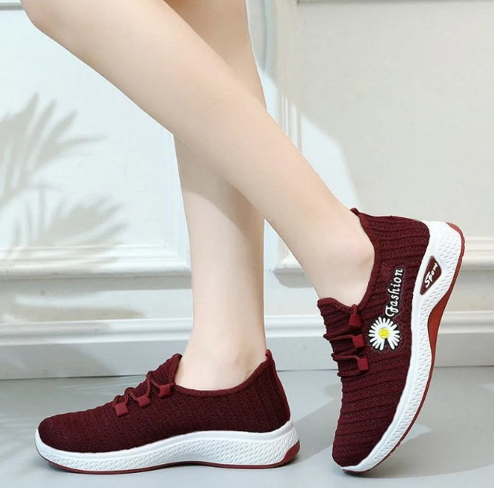 Fashionable Sports Shoes for Women, Thick and Breathable Soft Soled Mesh, Lightweight Casual Shoes, Trendy Coconut Shoes