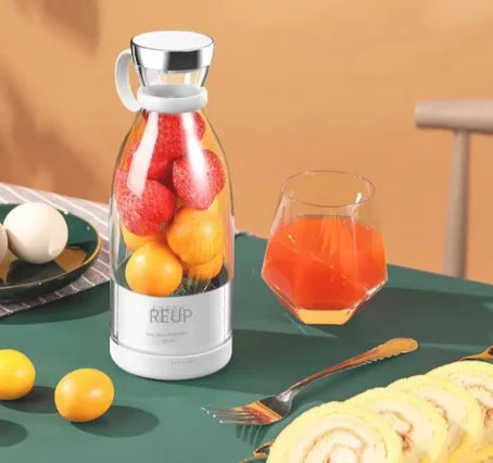 Electric Fruit Juicer Blender  Wireless PortableHousehold USB Size BlendeFor Smoothies And Shakes, Home Fruit Blender For Kitch