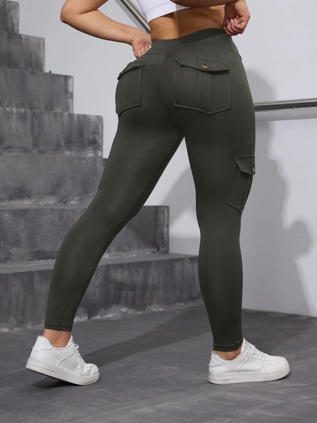 Women High-Waisted Tummy Control Yoga Leggings ,4 Button PocketsCargo Sports Pants For Workout, Running, Fitness